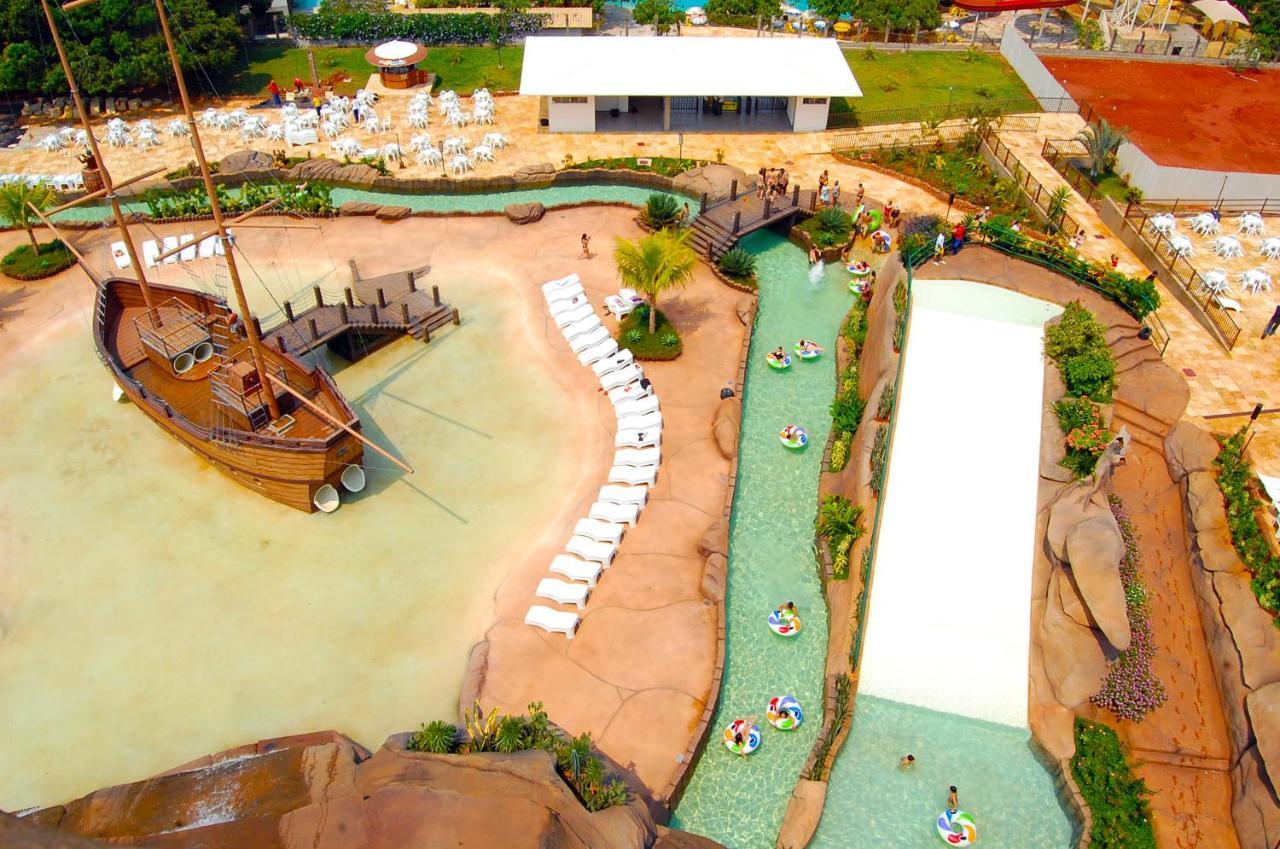 Villas Diroma Com Um Dia No Acqua Park, Splash E Slide Caldas Novas Exterior foto