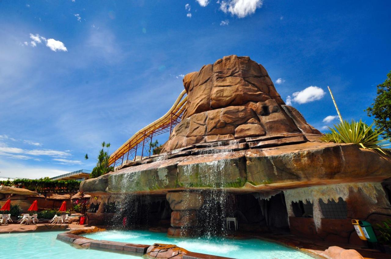 Villas Diroma Com Um Dia No Acqua Park, Splash E Slide Caldas Novas Exterior foto